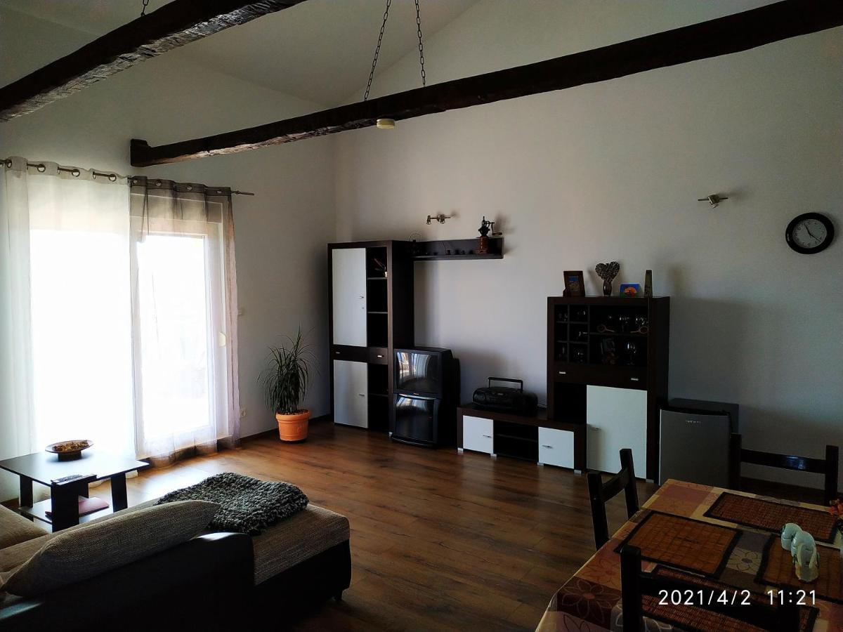 Apartments Kaic Рогач Екстер'єр фото