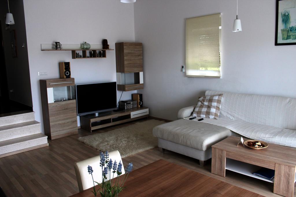 Apartments Kaic Рогач Екстер'єр фото